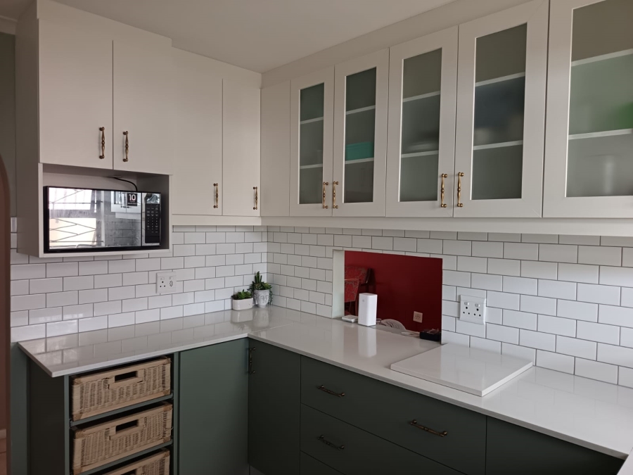 4 Bedroom Property for Sale in Athlone Western Cape